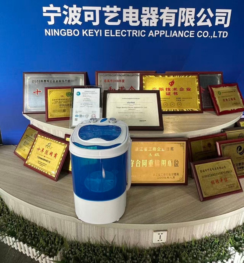 La mini lavatrice DC 2026 di Keyi Electric garantisce la certificazione CE UE, unendo portabilità e conformità per soddisfare diverse esigenze